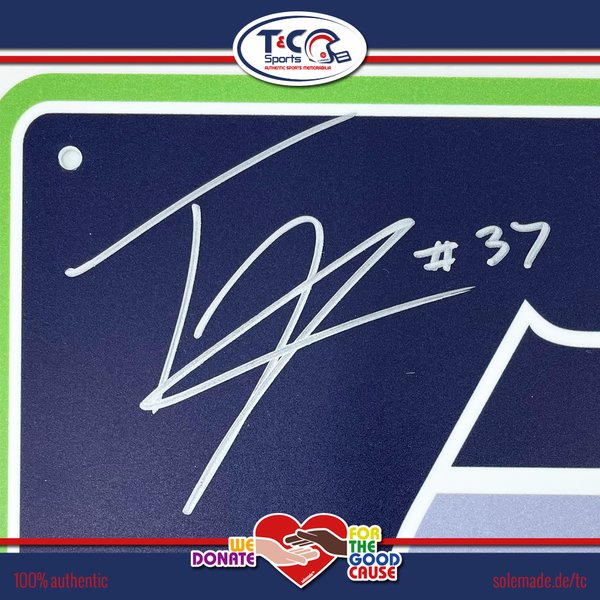 0076189 - Trovon Reed signed Seahawks license plate